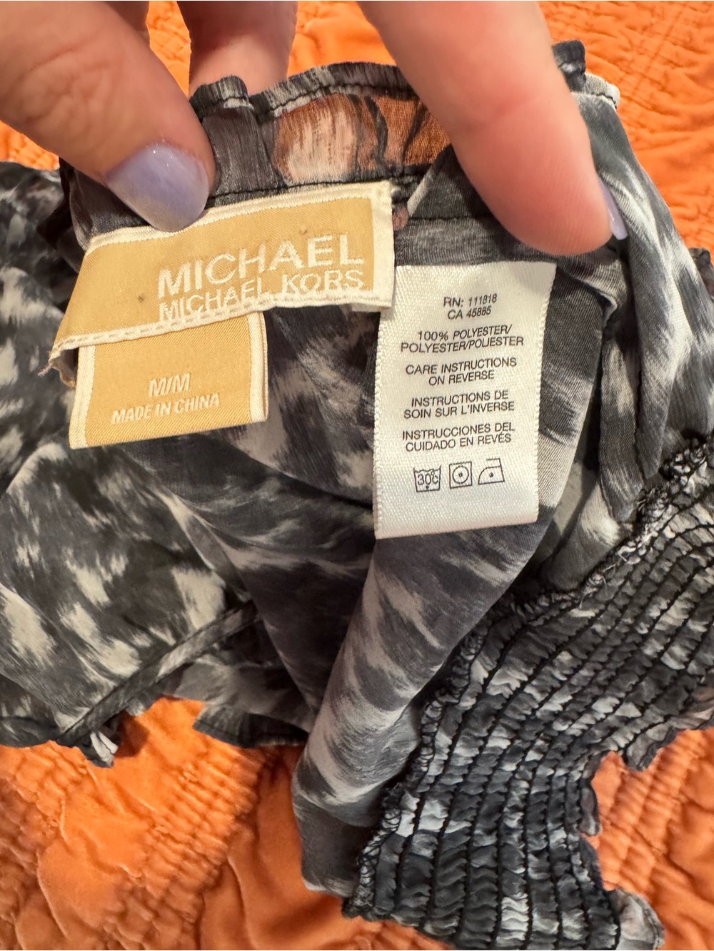 Michael Kors Abstract Sheer Blouse - Black & White - size Medium - Picture 4 of 5
